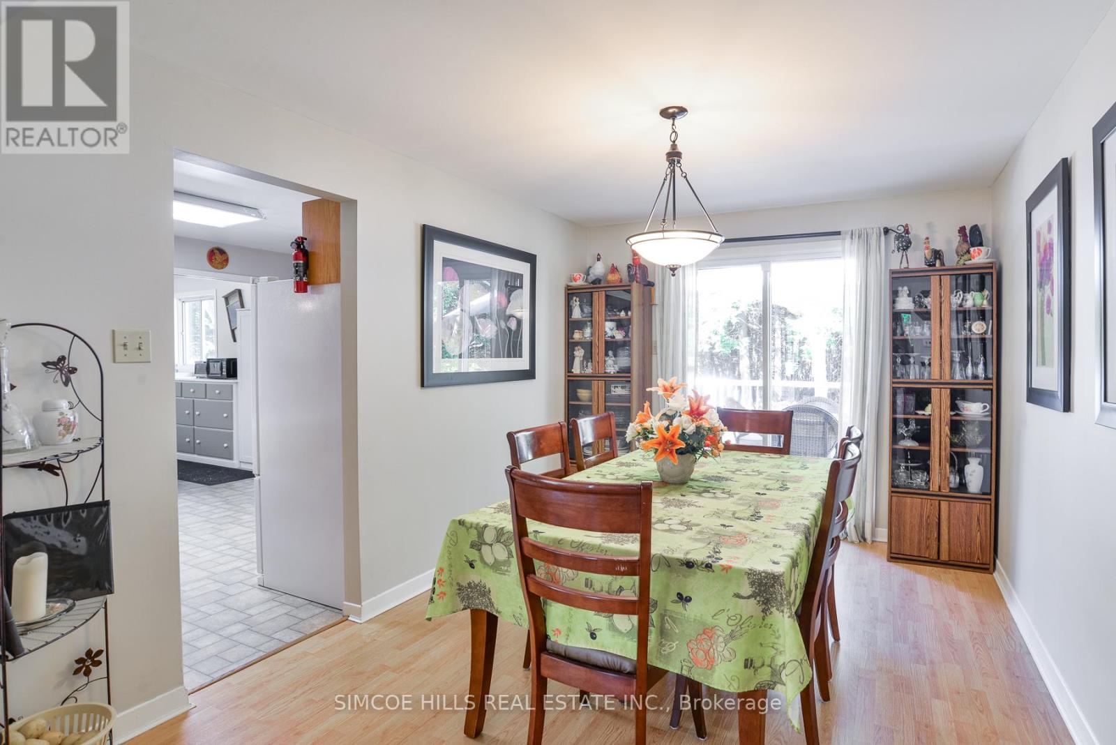 1758 Division Road E, Severn, Ontario  L3V 0Y7 - Photo 12 - S12410079