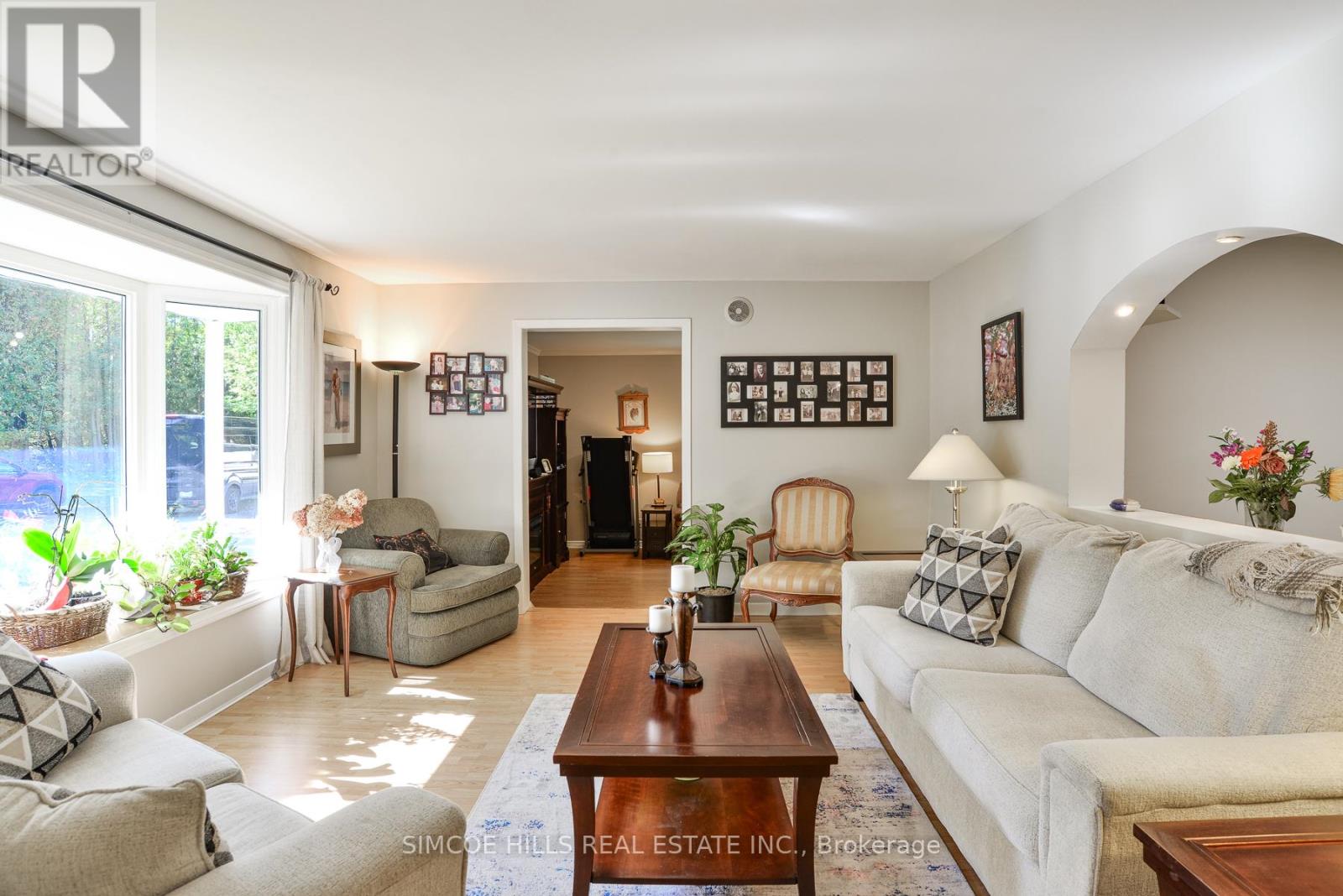 1758 Division Road E, Severn, Ontario  L3V 0Y7 - Photo 5 - S12410079