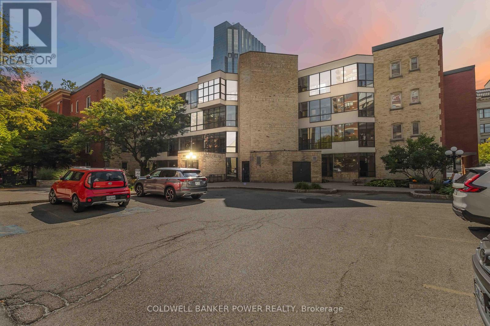 308 - 460 Wellington Street, London East, Ontario  N6A 3P8 - Photo 3 - X12408925