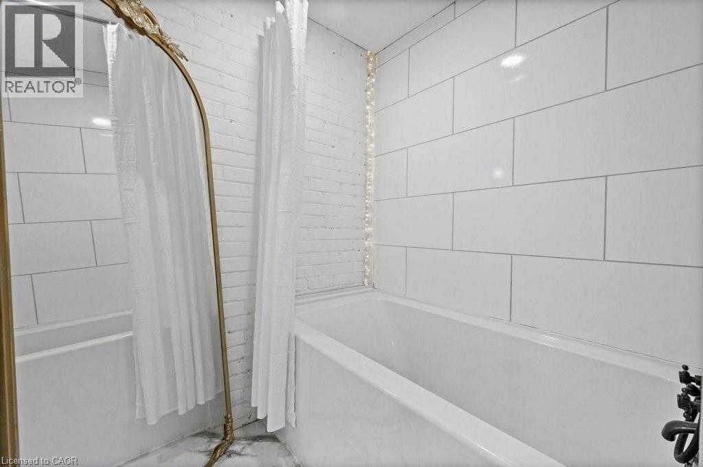 158 Terrace Hill Street, Brantford, Ontario  N3R 1G6 - Photo 17 - 40764728