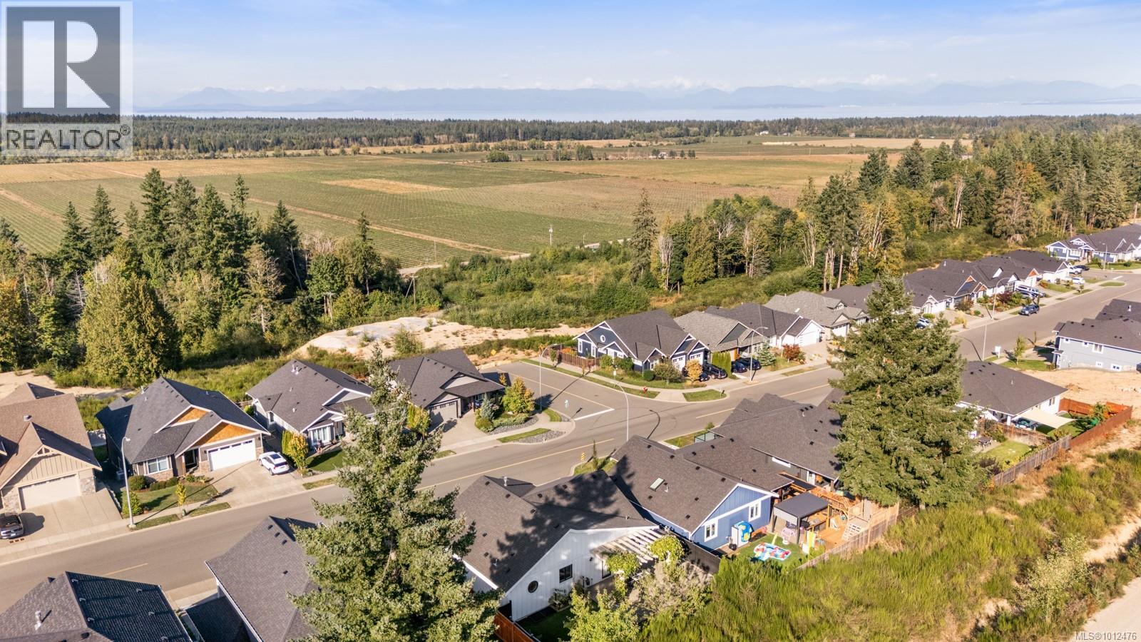 1371 Crown Isle Blvd, Courtenay, British Columbia  V9N 0E2 - Photo 3 - 1012476