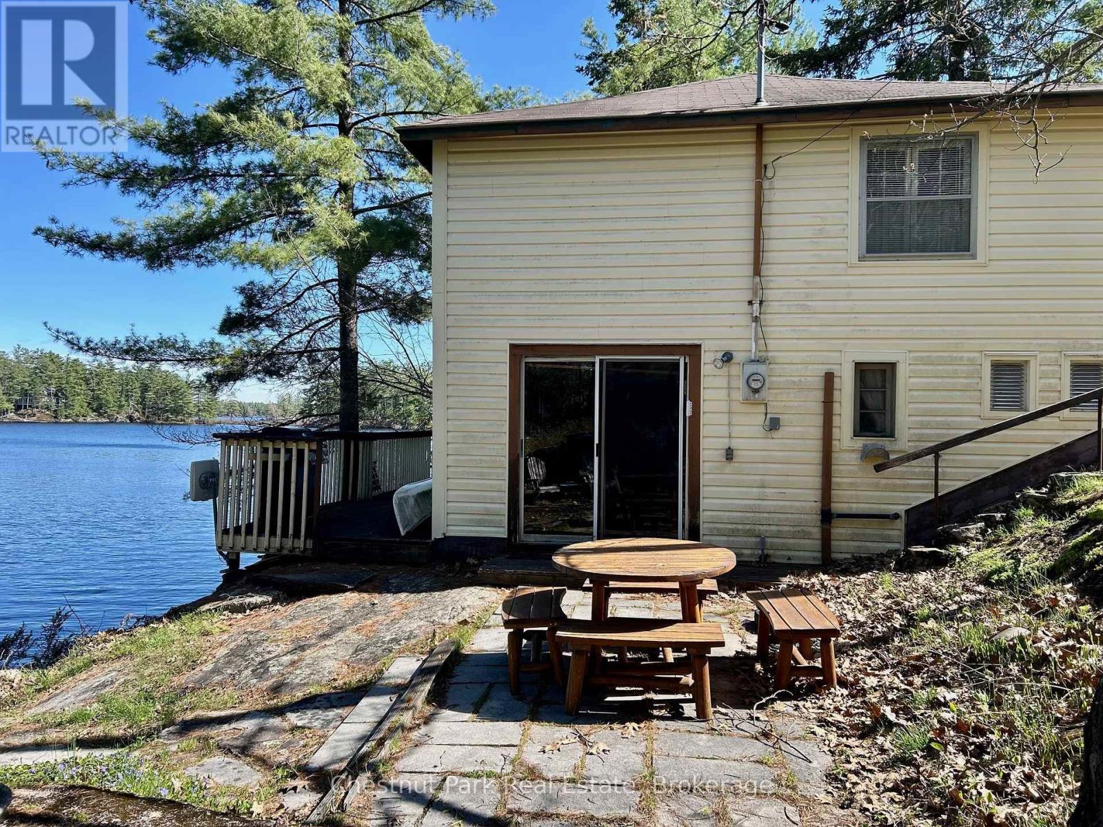 1 & 2 -1051 Wigwam Lodge Road, Gravenhurst, Ontario  P0E 1G0 - Photo 4 - X12410239
