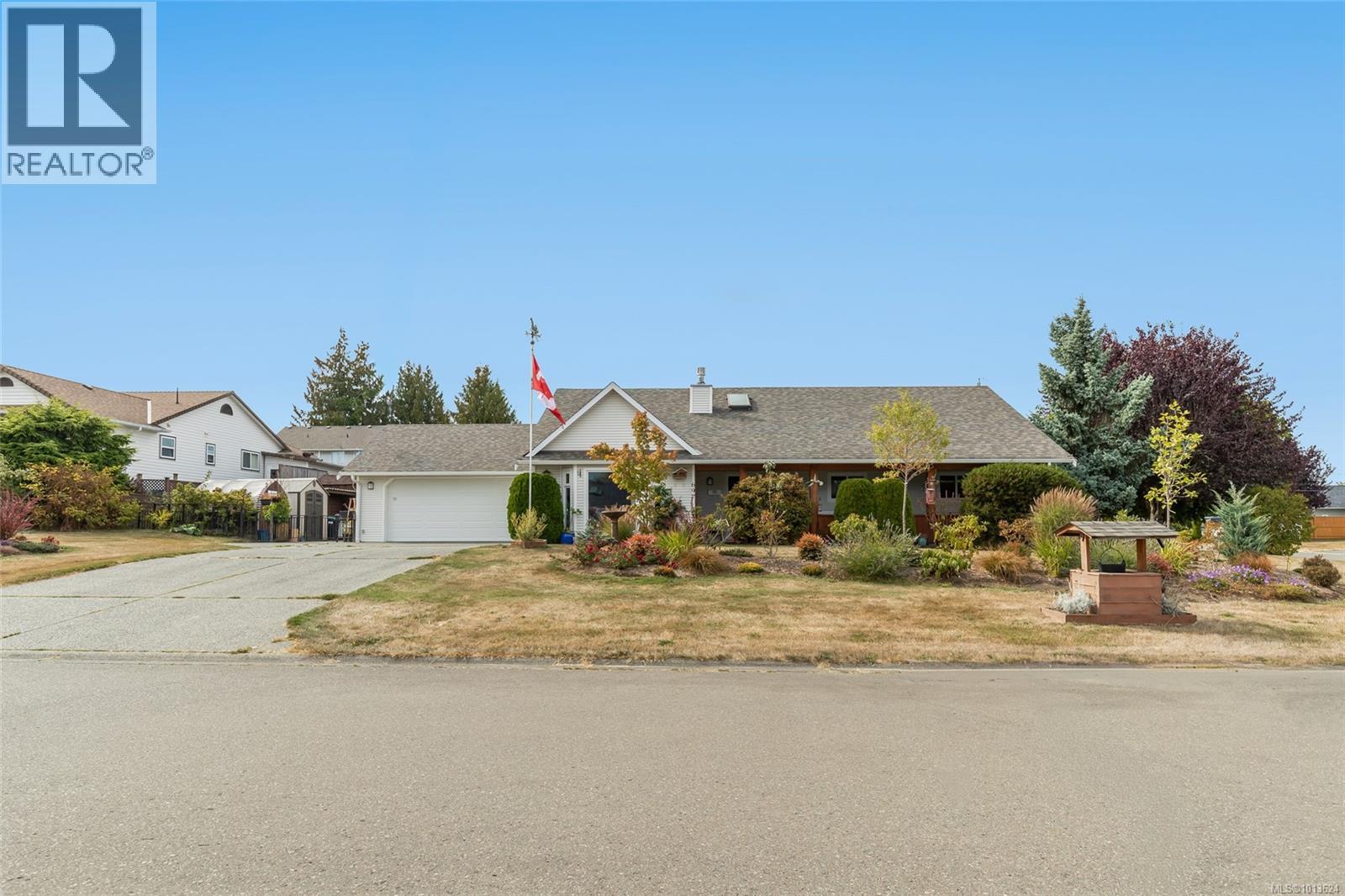 697 Woodburn St, Parksville, British Columbia