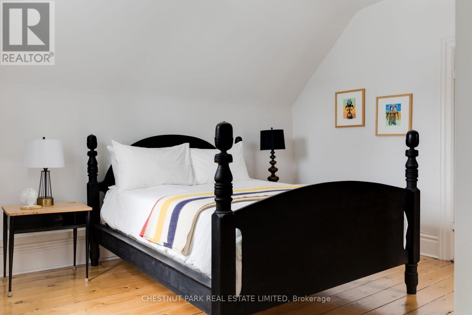 28 Centre Street, Prince Edward County, Ontario  K0K 2T0 - Photo 16 - X12410262