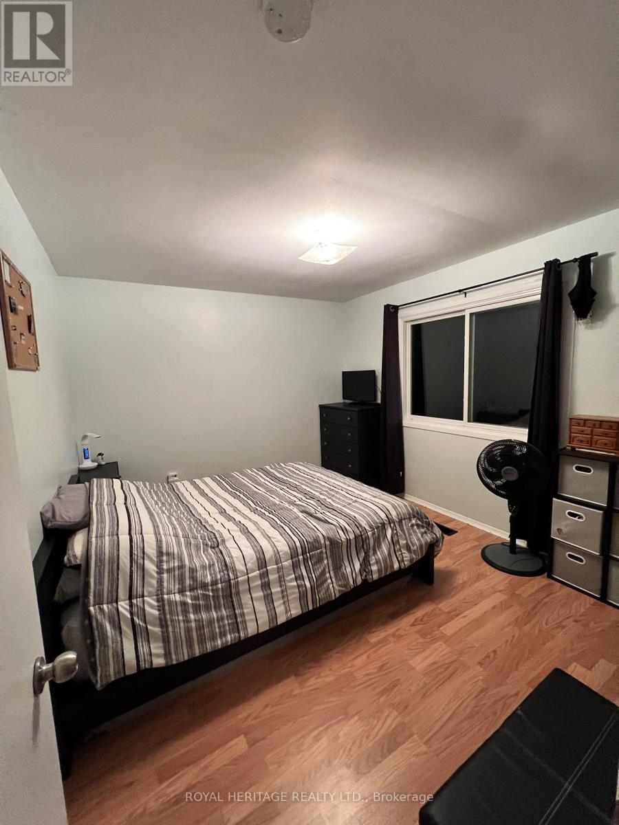 20 Pigeon Lake Road, Kawartha Lakes (Lindsay), Ontario  K9V 4R6 - Photo 7 - X12410276