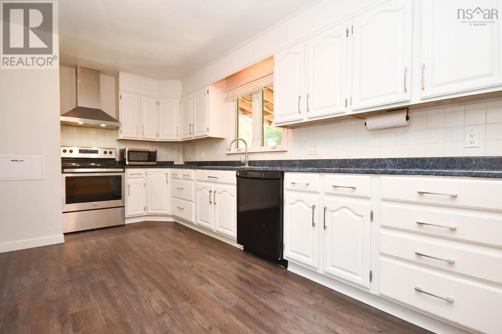 Property at 16 Raymoor Drive image 4