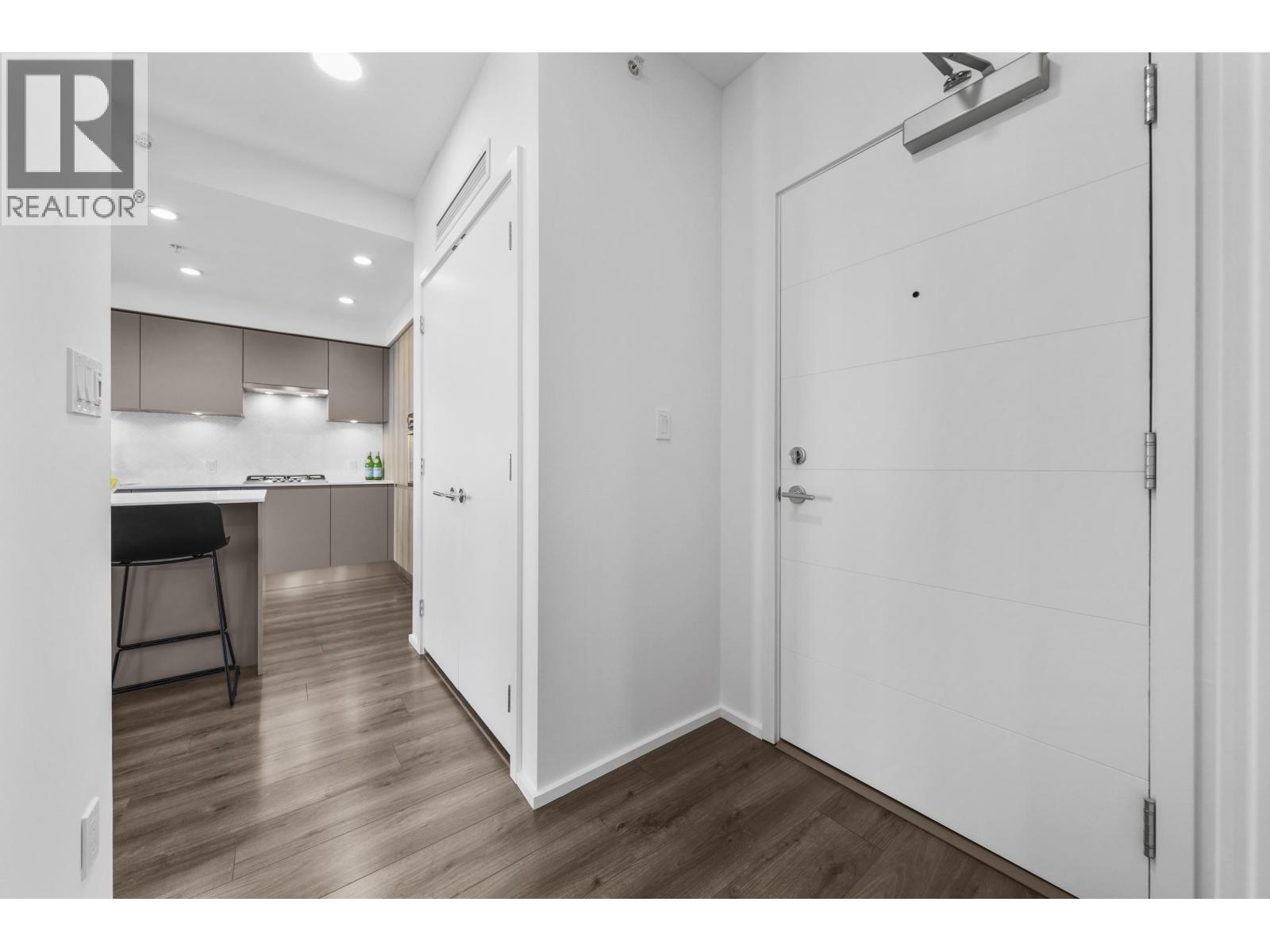 4104 3833 Evergreen Place, Burnaby, British Columbia  V3J 0M2 - Photo 14 - R3049112