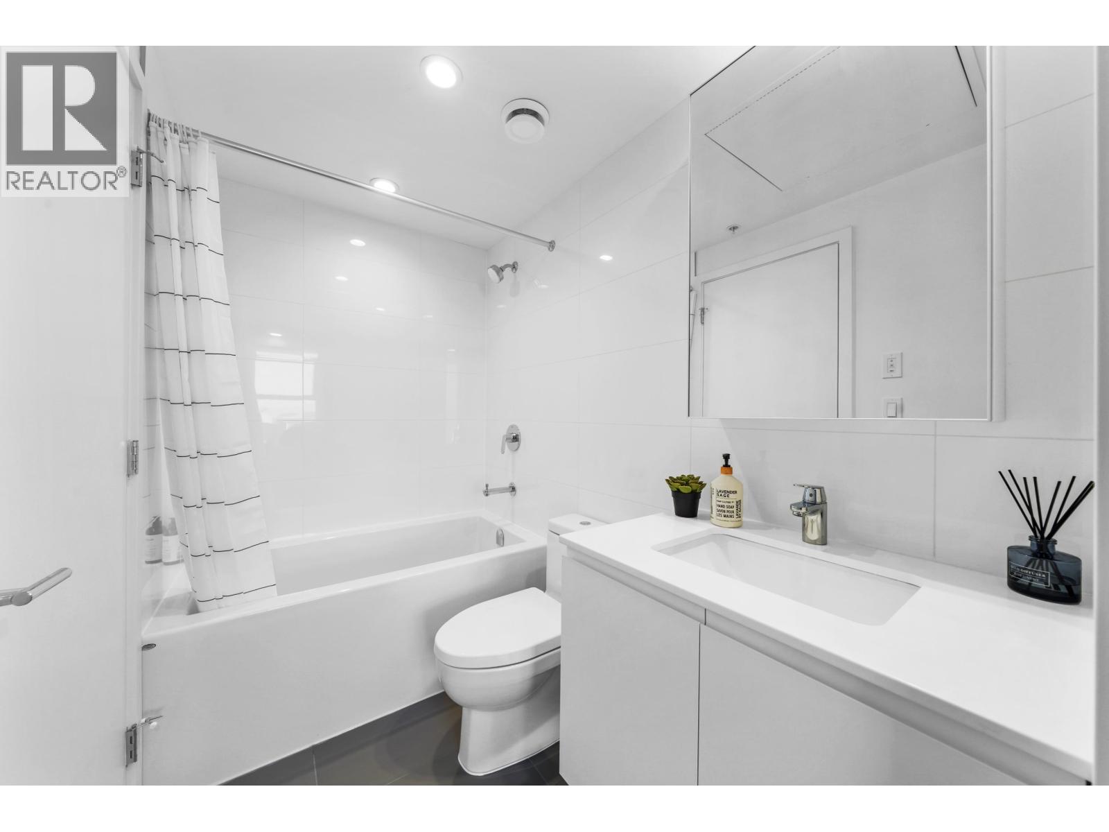 4104 3833 Evergreen Place, Burnaby, British Columbia  V3J 0M2 - Photo 16 - R3049112