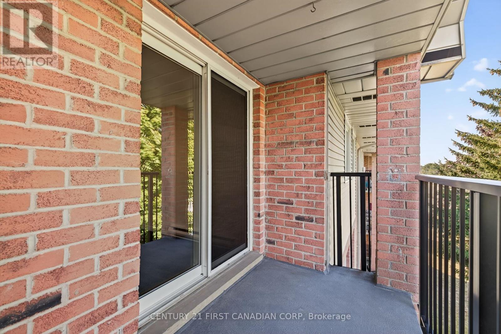 92 - 144 Conway Drive, London South (South X), Ontario  N6E 3N3 - Photo 27 - X12410230