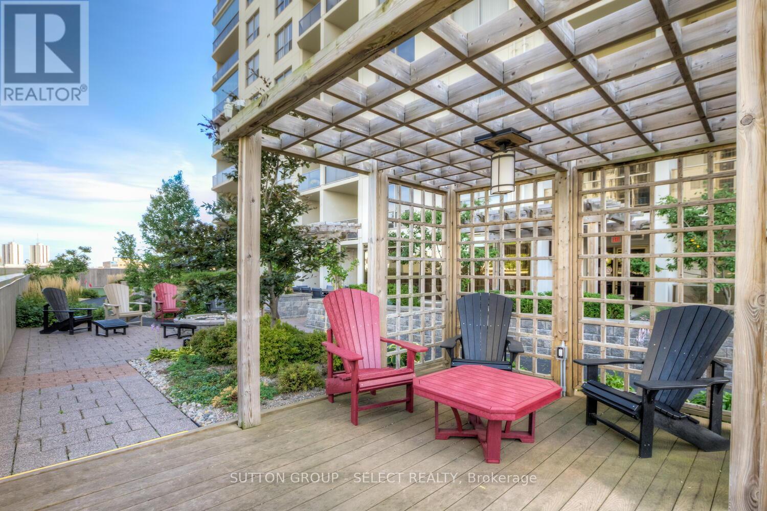 1110 - 330 Ridout Street N, London East (East K), Ontario  N6A 0A7 - Photo 34 - X12410263