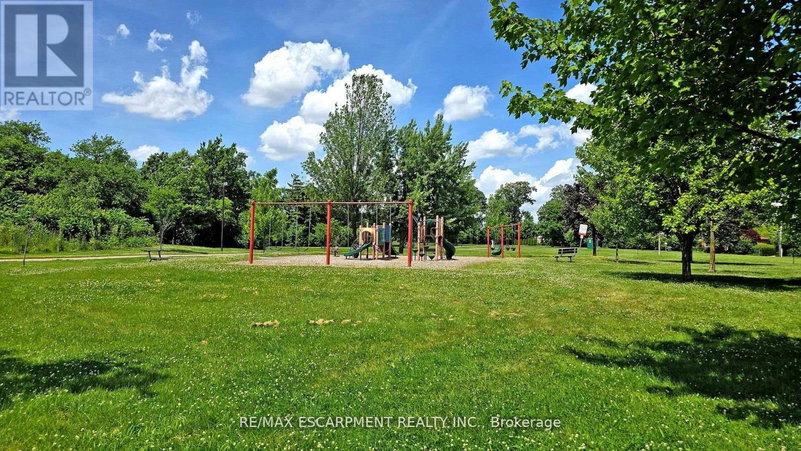 218 - 3351 Cawthra Road, Mississauga (Applewood), Ontario  L5A 4N5 - Photo 25 - W12410072