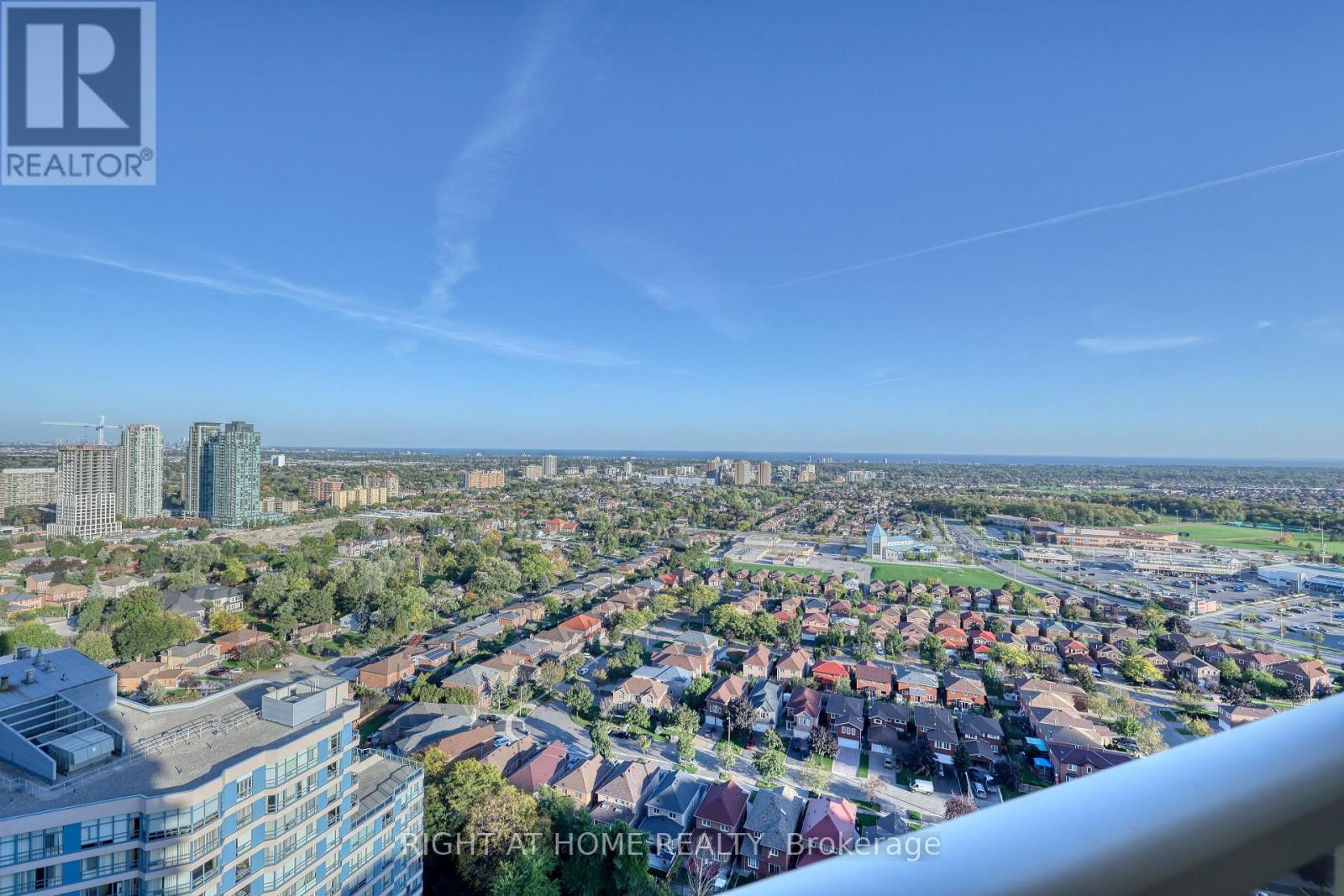 2807 - 3880 Duke Of York Boulevard, Mississauga, Ontario  L5B 4M7 - Photo 31 - W12410077