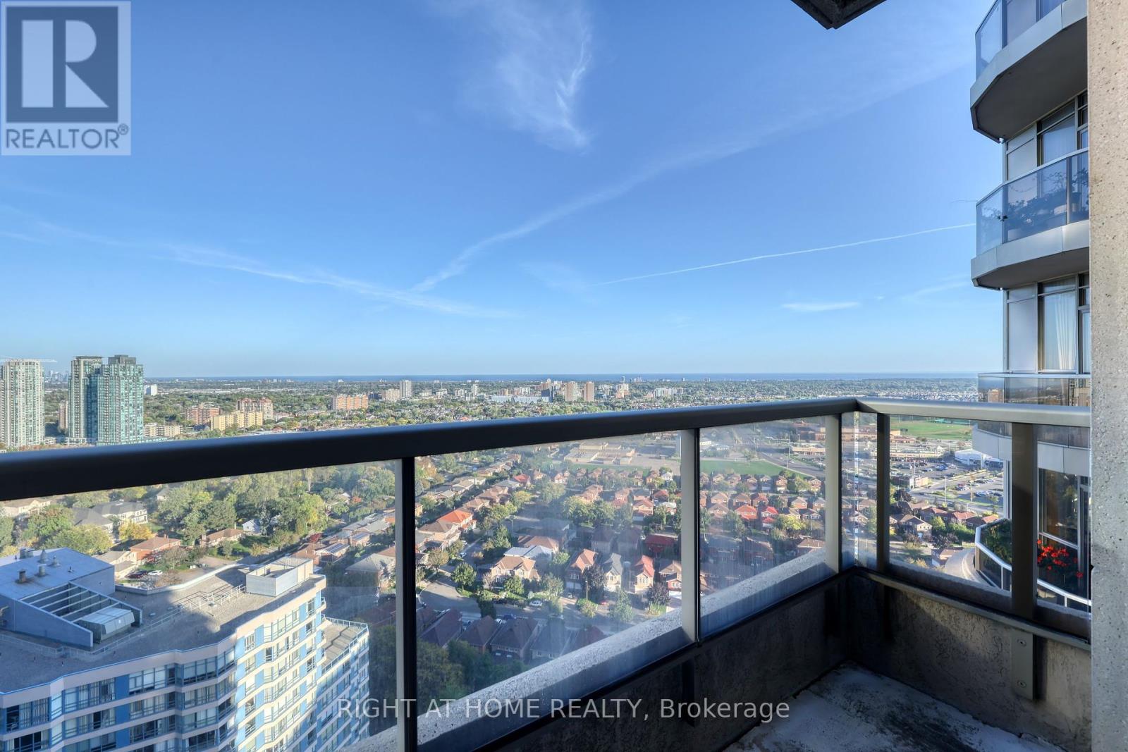 2807 - 3880 Duke Of York Boulevard, Mississauga, Ontario  L5B 4M7 - Photo 35 - W12410077