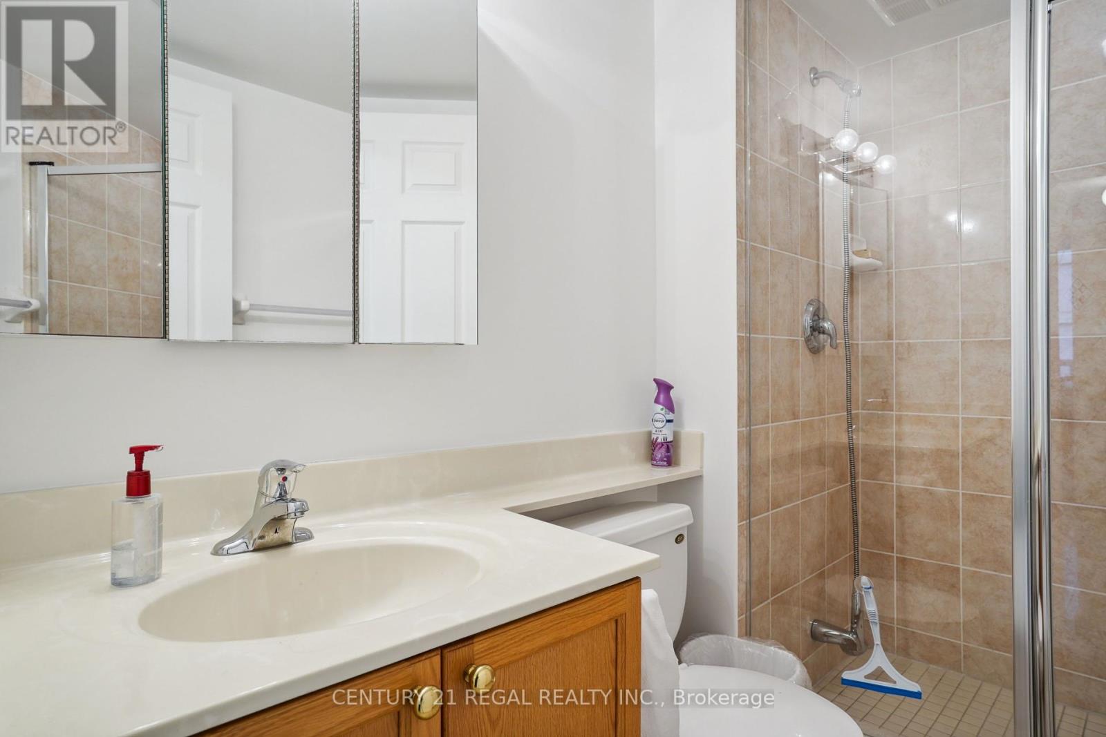1004 - 9 Michael Power Place, Toronto, Ontario  M9A 0A5 - Photo 14 - W12410105