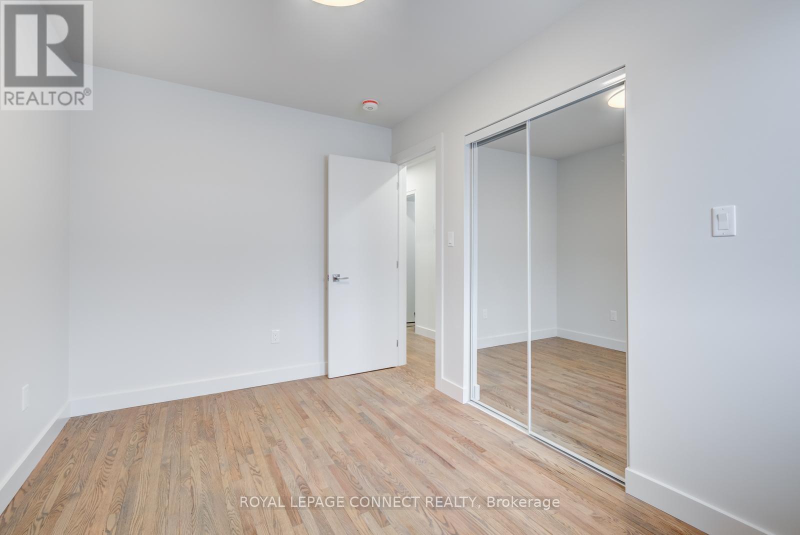2 - 36 Hallam Street, Toronto, Ontario  M6G 1W2 - Photo 7 - W12410124