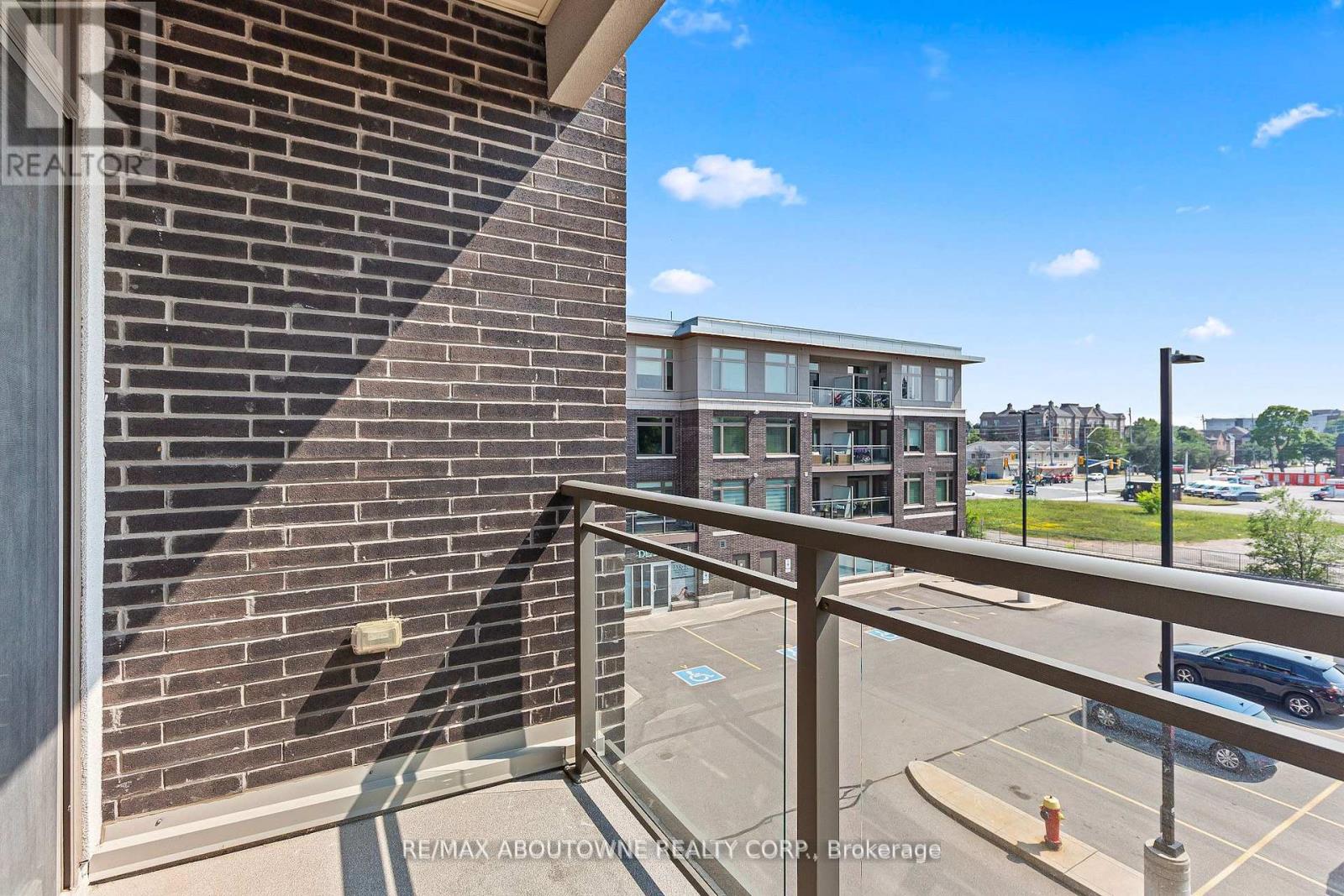 322 - 457 Plains Road E, Burlington (Lasalle), Ontario  L7T 0B8 - Photo 14 - W12410131