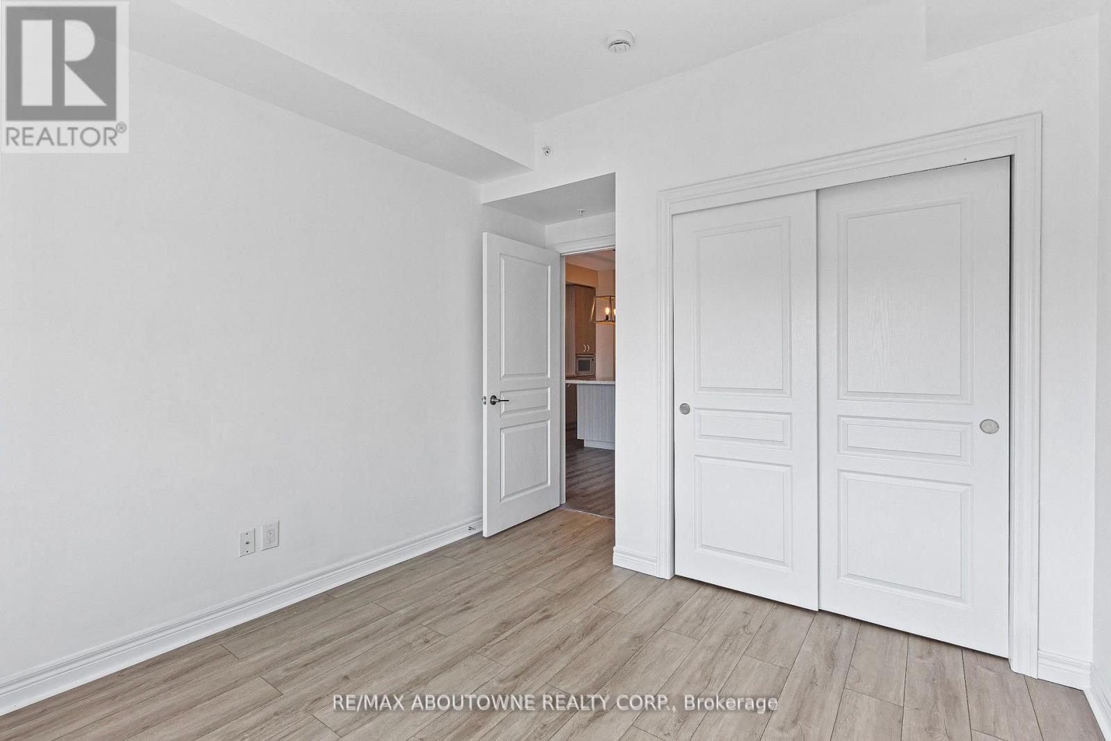322 - 457 Plains Road E, Burlington (Lasalle), Ontario  L7T 0B8 - Photo 20 - W12410131