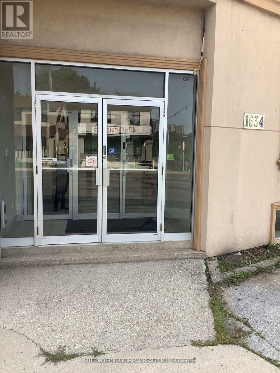 1634 Weston Road W, Toronto (Weston), Ontario  M9N 1T9 - Photo 1 - W12410183