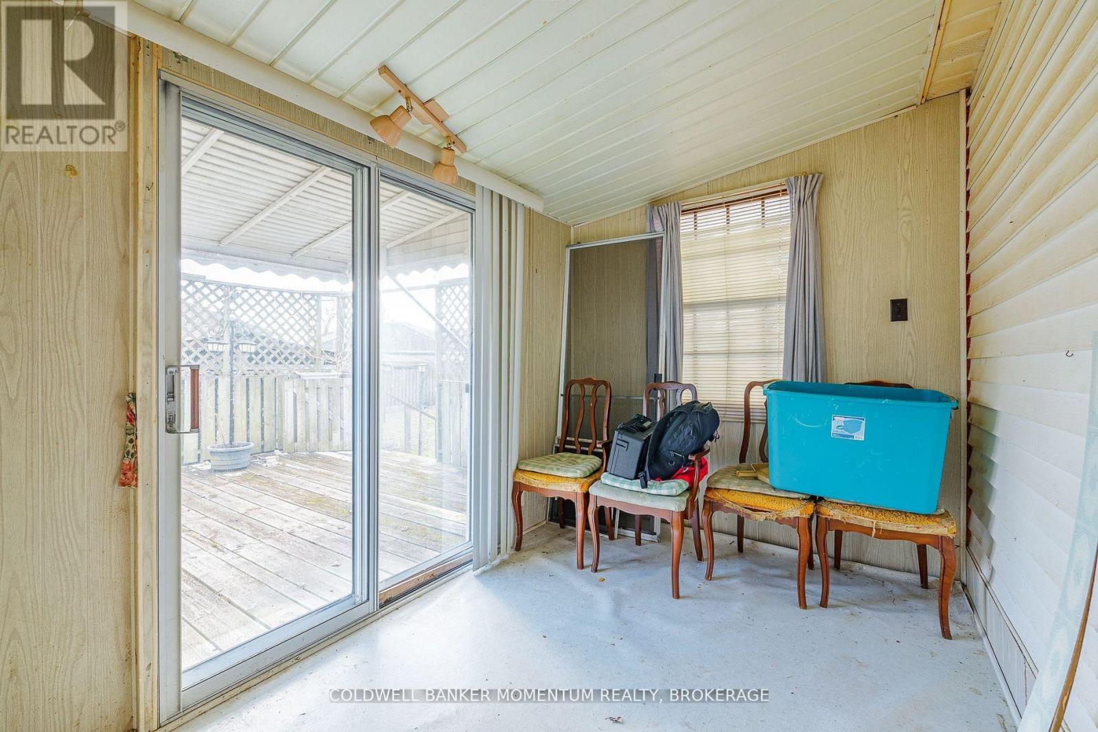 263 Humboldt Parkway, Port Colborne, Ontario  L3K 2H7 - Photo 16 - X12410099
