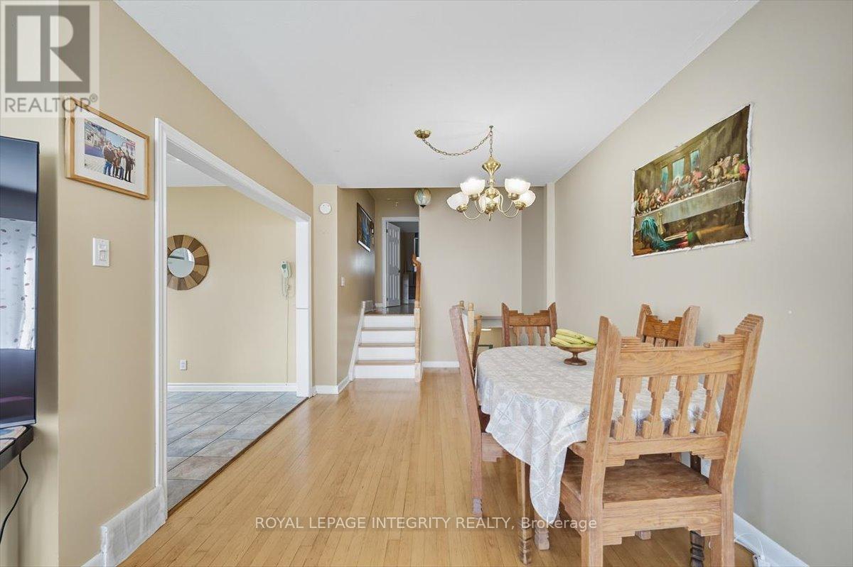 1293 Maitland Avenue, Ottawa, Ontario  K2C 2C4 - Photo 6 - X12410223