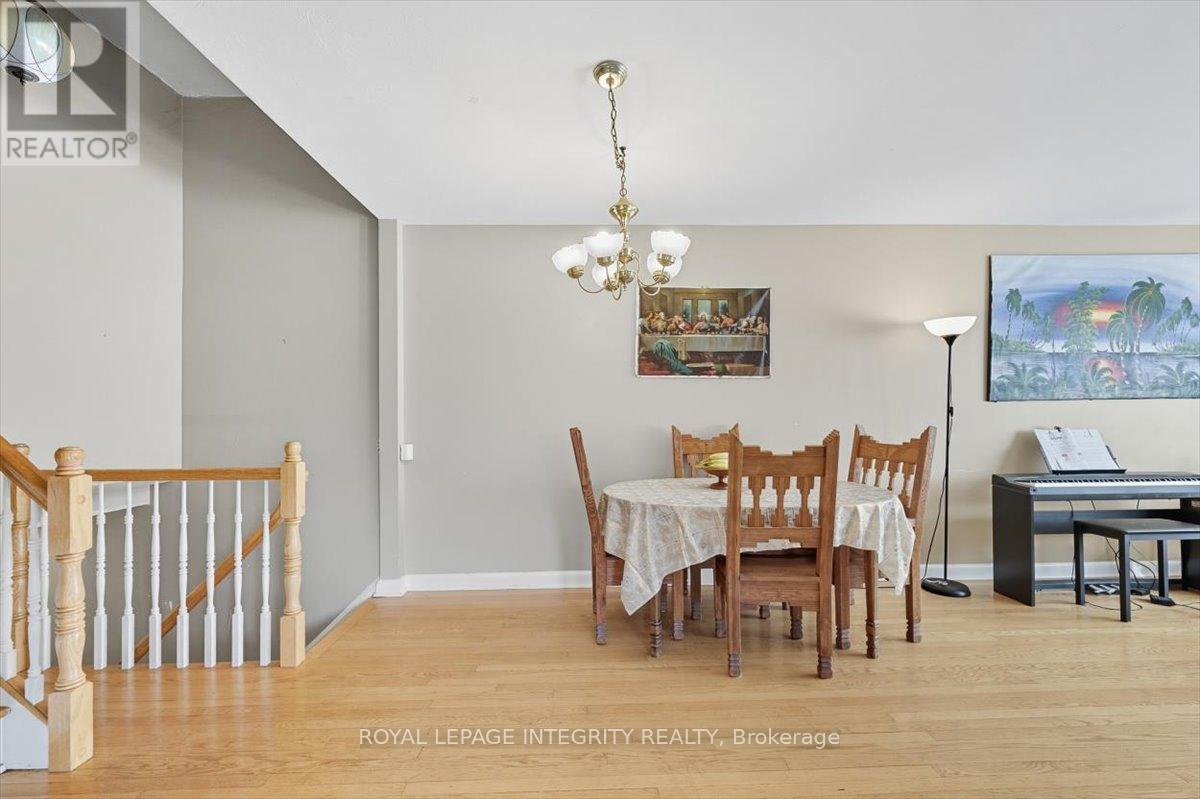 1293 Maitland Avenue, Ottawa, Ontario  K2C 2C4 - Photo 7 - X12410223