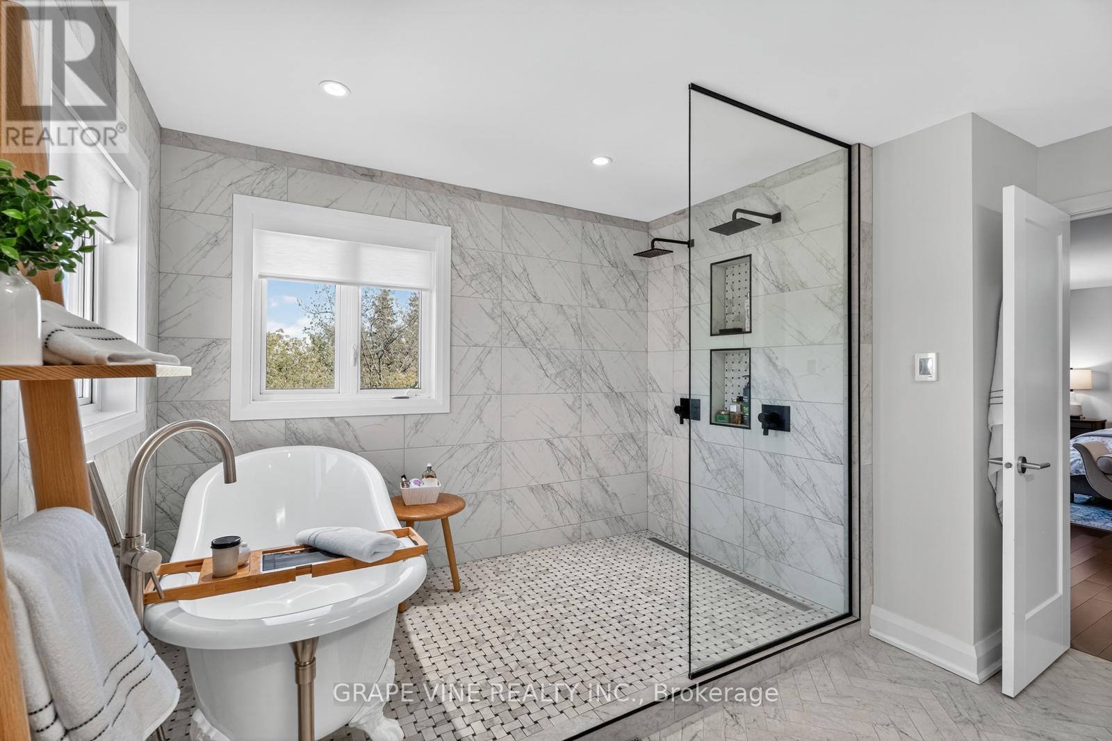 114 Kimpton Drive, Ottawa, Ontario  K2S 0B9 - Photo 25 - X12410272