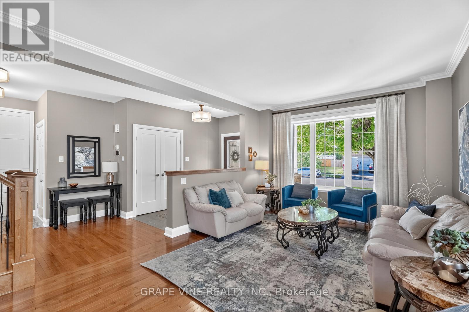 114 Kimpton Drive, Ottawa, Ontario  K2S 0B9 - Photo 7 - X12410272