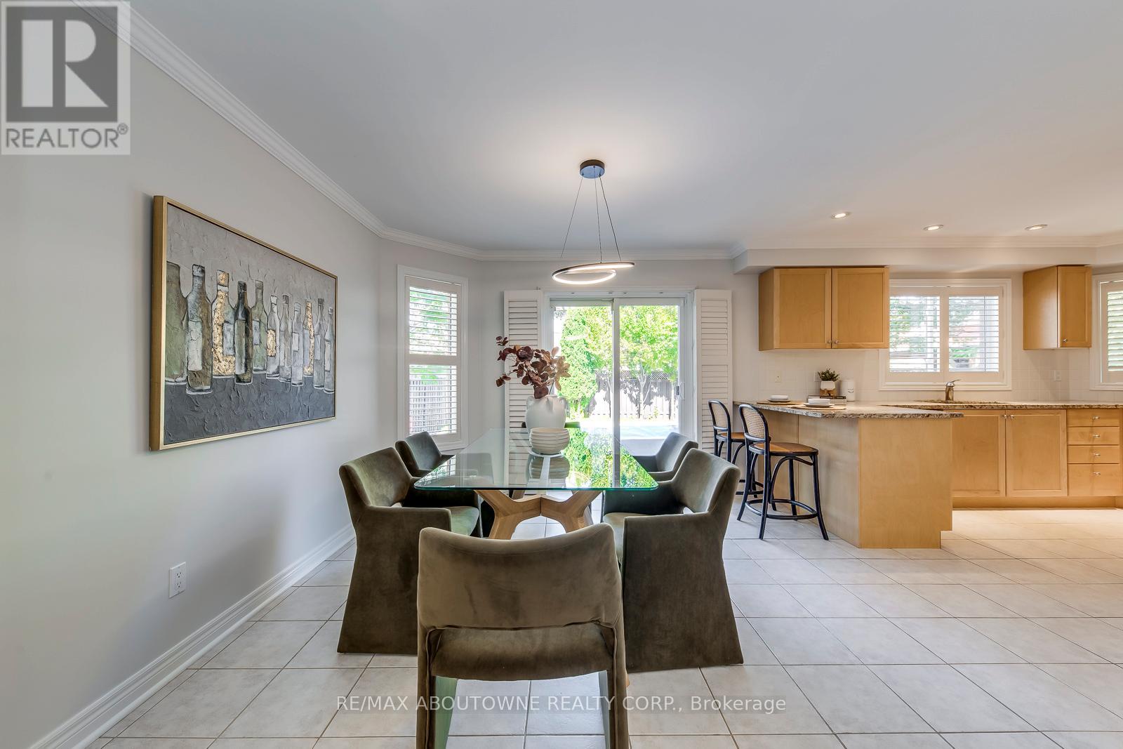 2491 Logan Avenue, Oakville, Ontario  L6H 6S1 - Photo 15 - W12408457