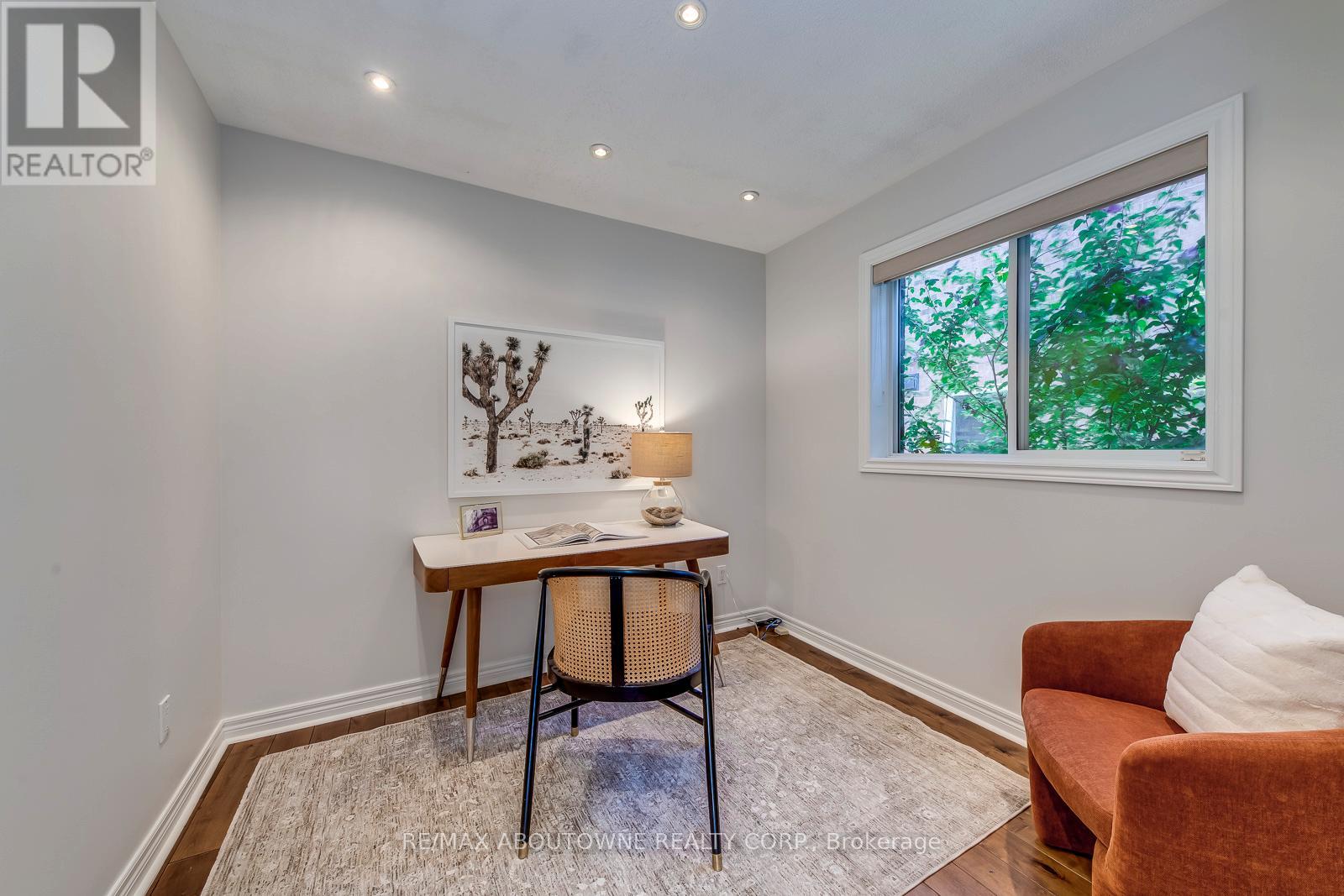 2491 Logan Avenue, Oakville, Ontario  L6H 6S1 - Photo 18 - W12408457