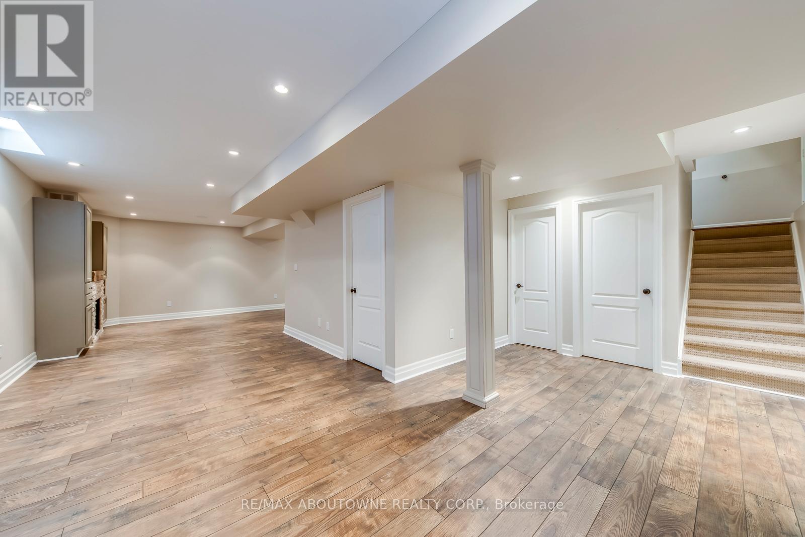 2491 Logan Avenue, Oakville, Ontario  L6H 6S1 - Photo 40 - W12408457