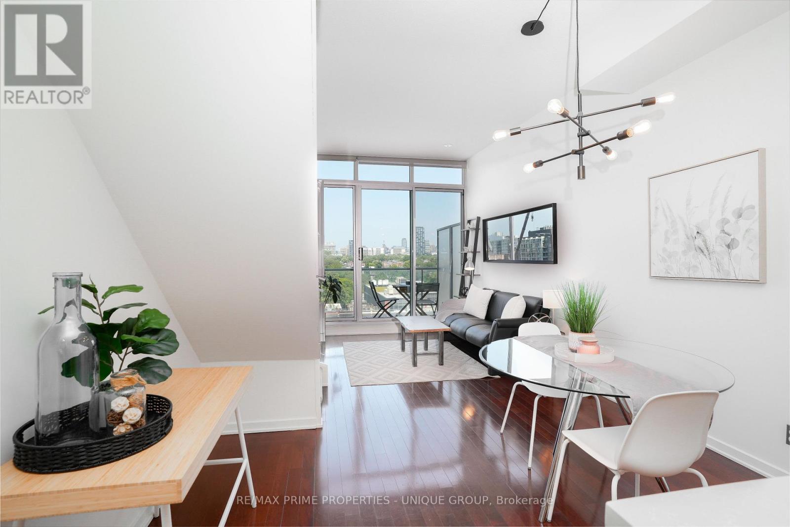 923 - 388 Richmond Street W, Toronto, Ontario  M5V 3P1 - Photo 3 - C12409209