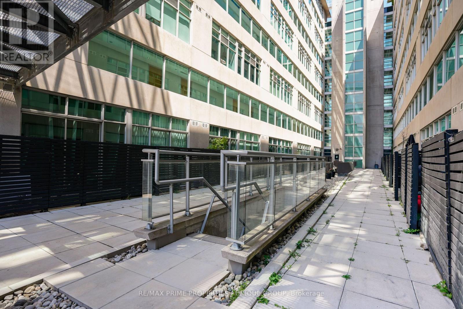 923 - 388 Richmond Street W, Toronto, Ontario  M5V 3P1 - Photo 36 - C12409209