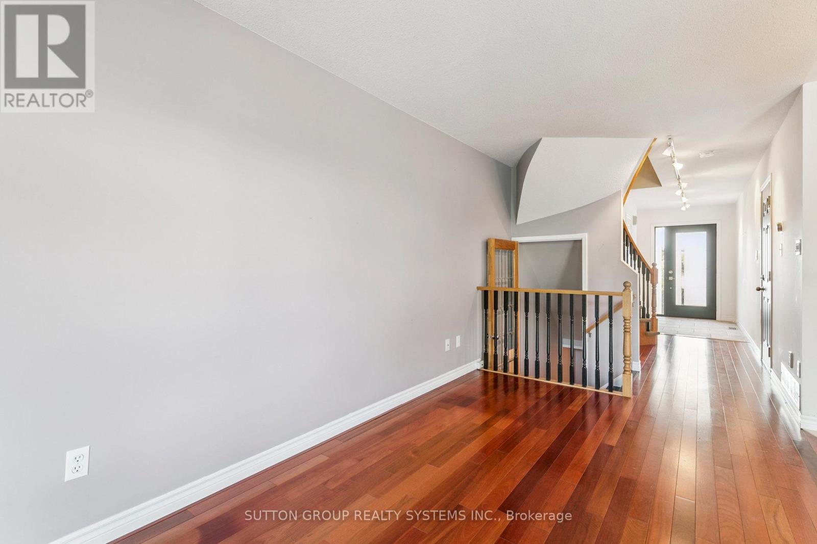 57 Foxborough Drive, Hamilton, Ontario  L9G 4Y8 - Photo 18 - X12410179