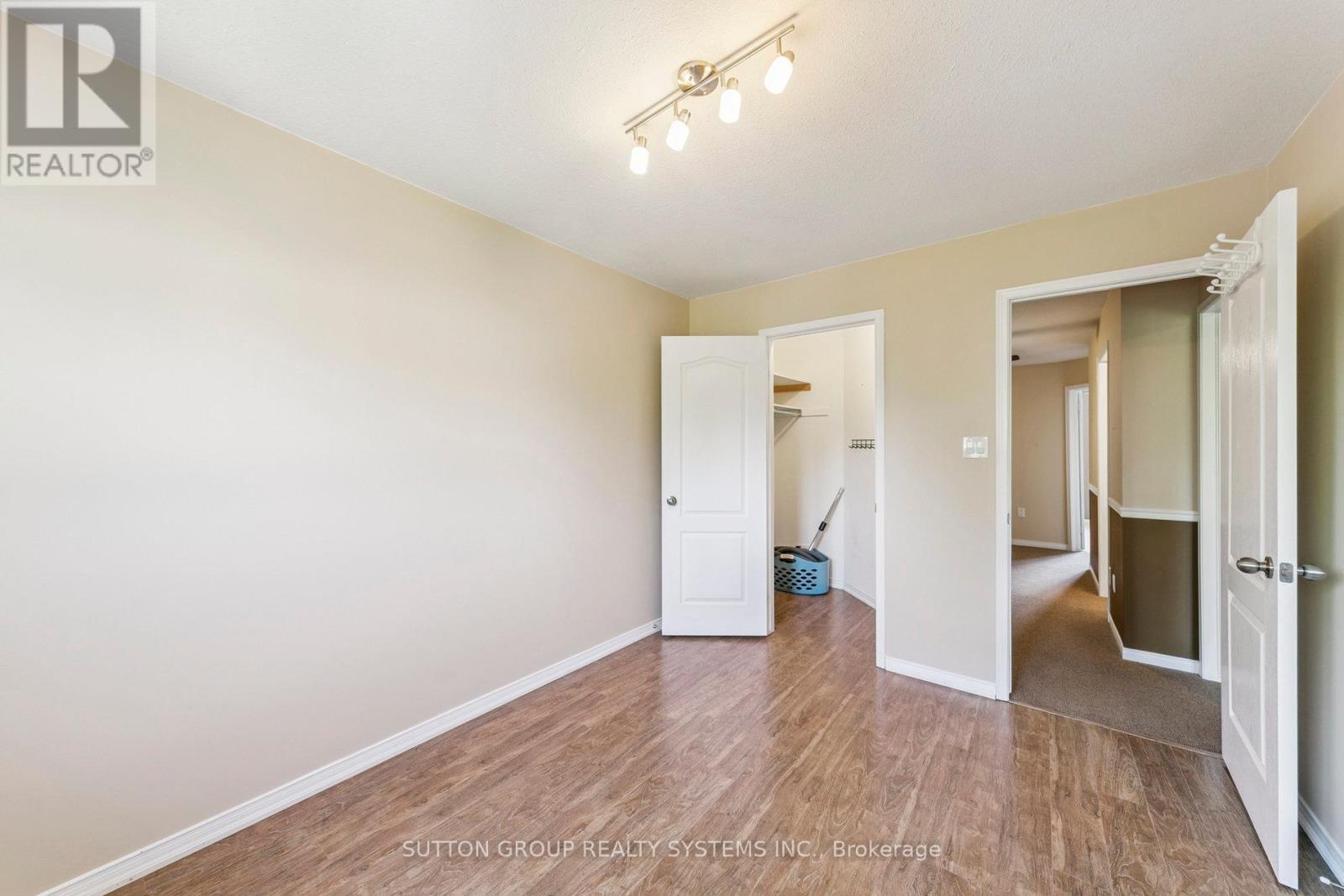 57 Foxborough Drive, Hamilton, Ontario  L9G 4Y8 - Photo 29 - X12410179