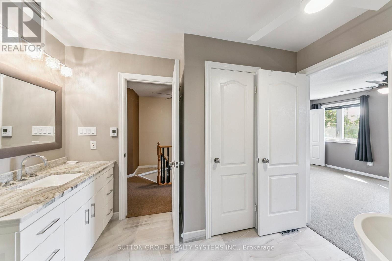 57 Foxborough Drive, Hamilton, Ontario  L9G 4Y8 - Photo 33 - X12410179
