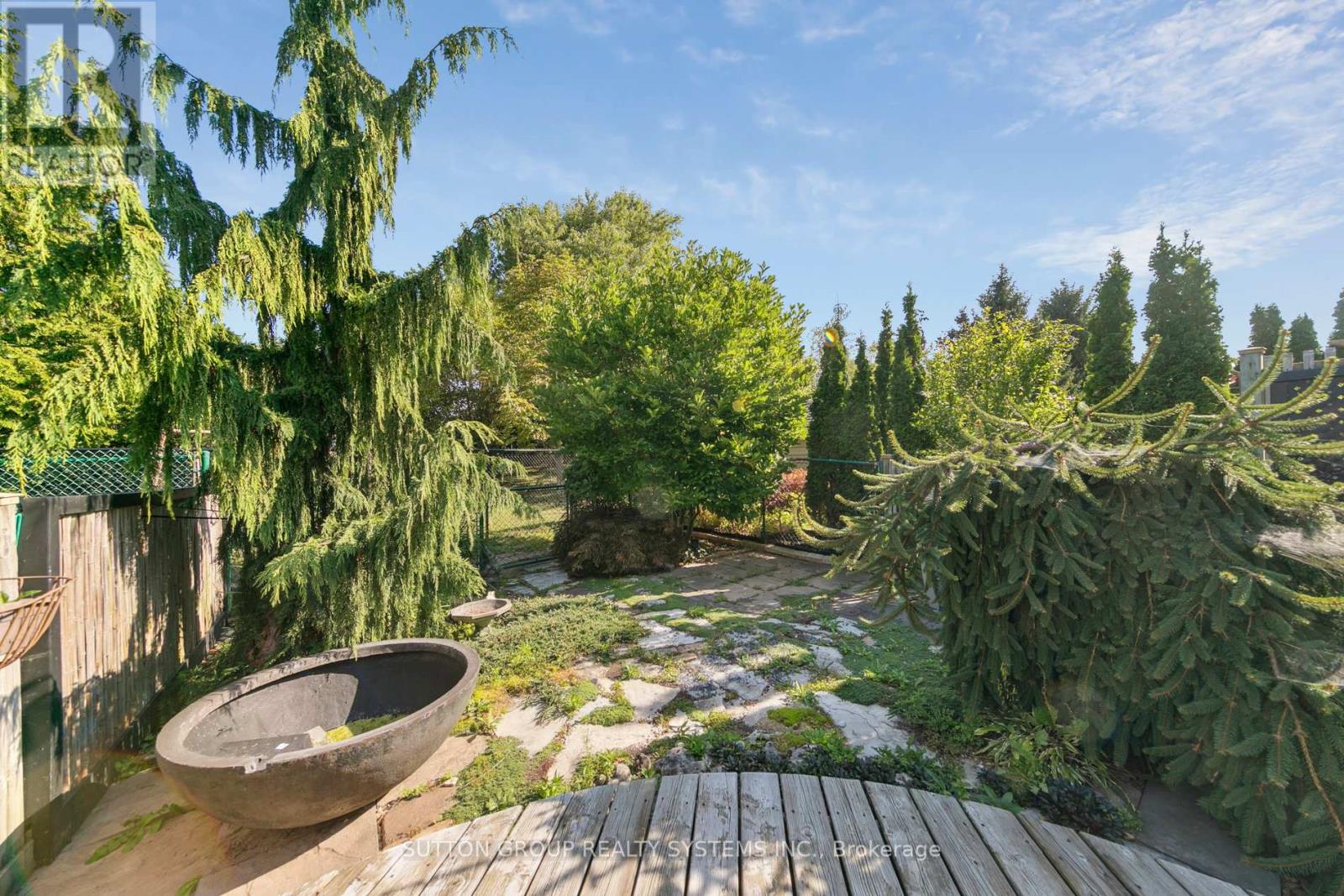 57 Foxborough Drive, Hamilton, Ontario  L9G 4Y8 - Photo 47 - X12410179