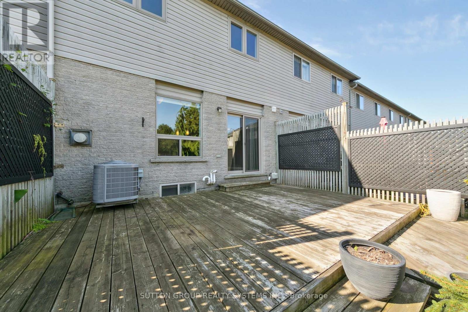 57 Foxborough Drive, Hamilton, Ontario  L9G 4Y8 - Photo 49 - X12410179