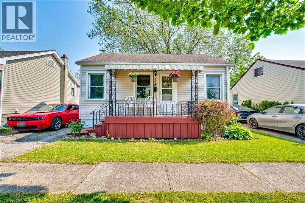 373 Simpson Avenue, Welland, Ontario  L3B 4Z1 - Photo 2 - 40769660