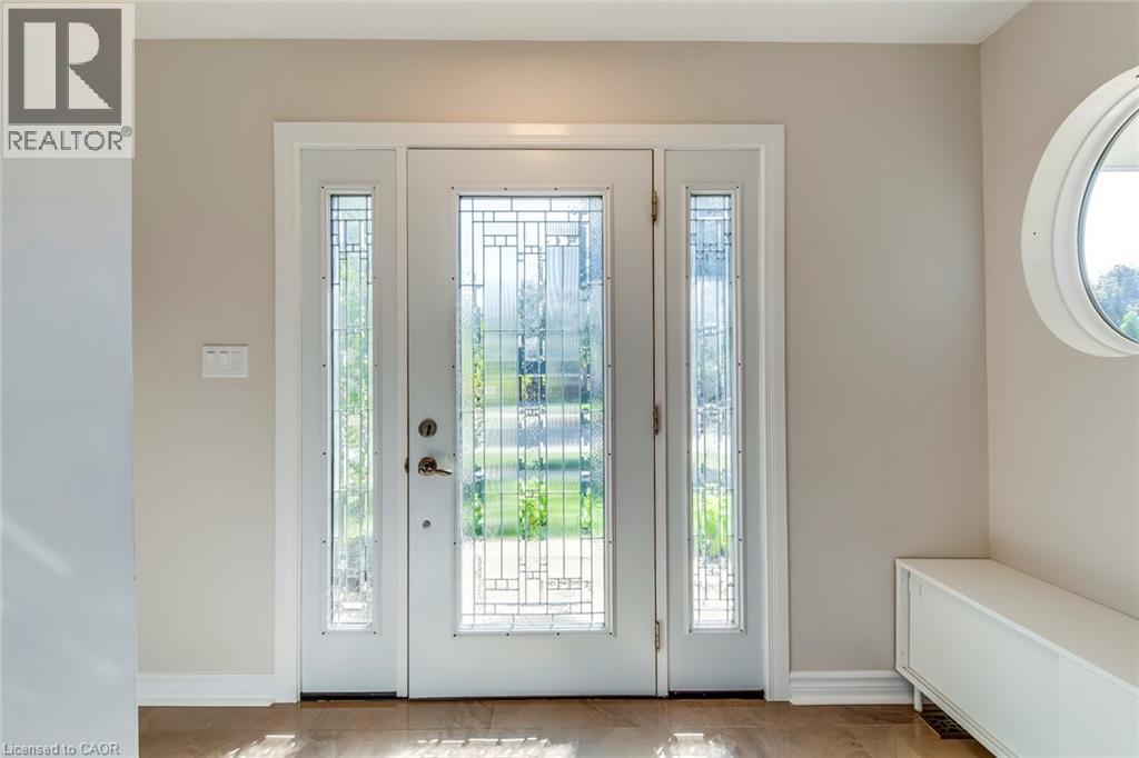 5281 Cindy Lane, Burlington, Ontario  L7L 3Y4 - Photo 4 - 40767906