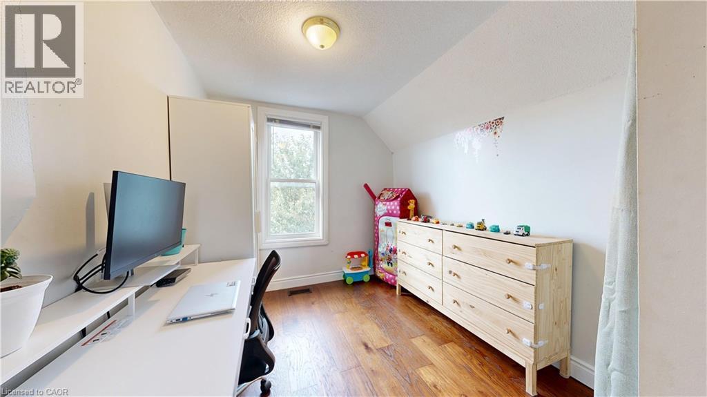 6 Albany Avenue, Hamilton, Ontario  L8H 2H2 - Photo 22 - 40770327