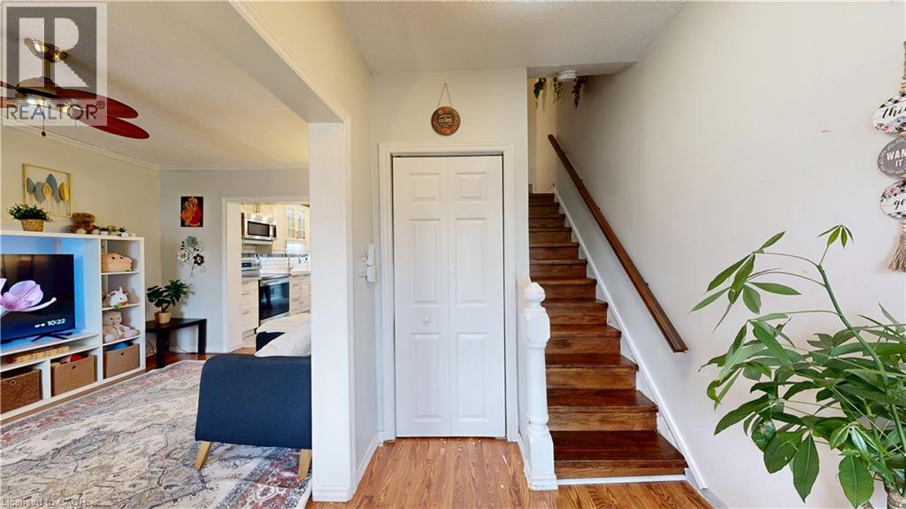 6 Albany Avenue, Hamilton, Ontario  L8H 2H2 - Photo 14 - 40770327