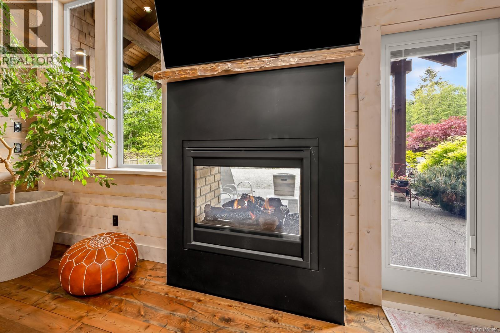 8899 Henderson Ave, Black Creek, British Columbia  V9J 1A5 - Photo 61 - 1001159
