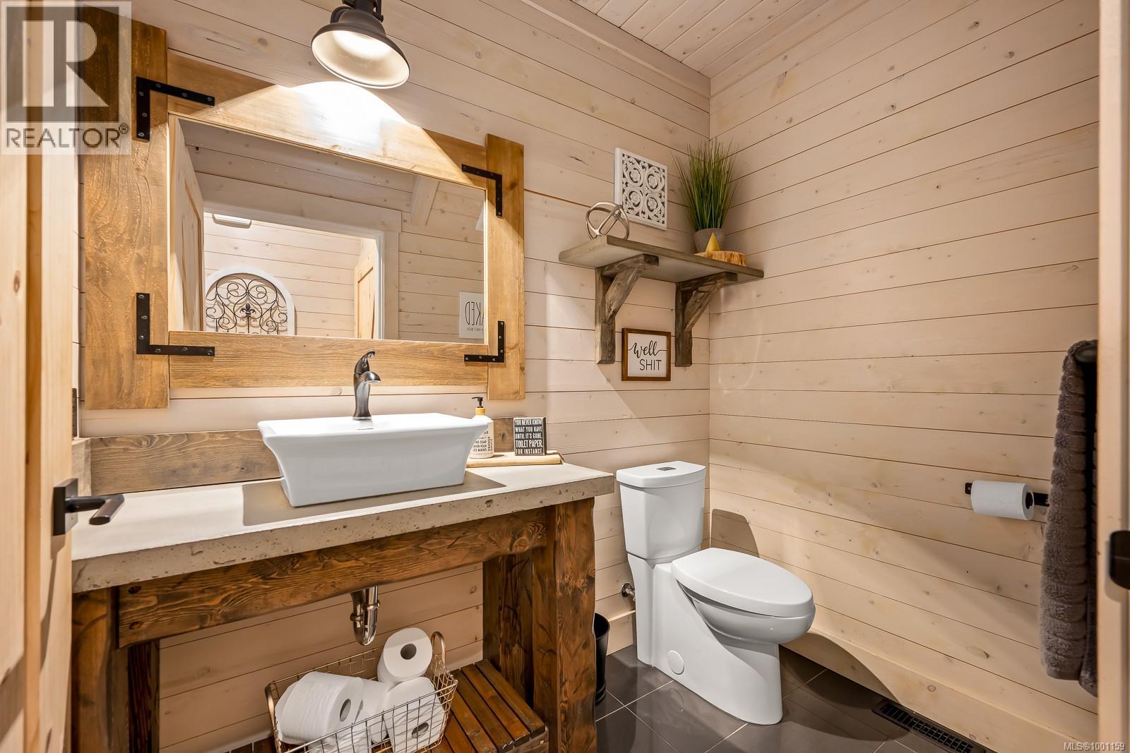 8899 Henderson Ave, Black Creek, British Columbia  V9J 1A5 - Photo 42 - 1001159
