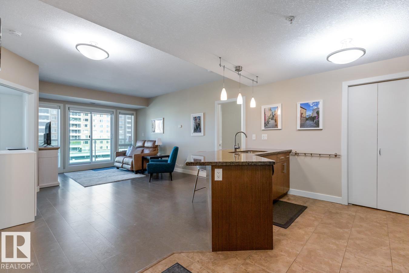 #607 10055 118 St Nw, Edmonton, Alberta  T5K 0C1 - Photo 4 - E4458165