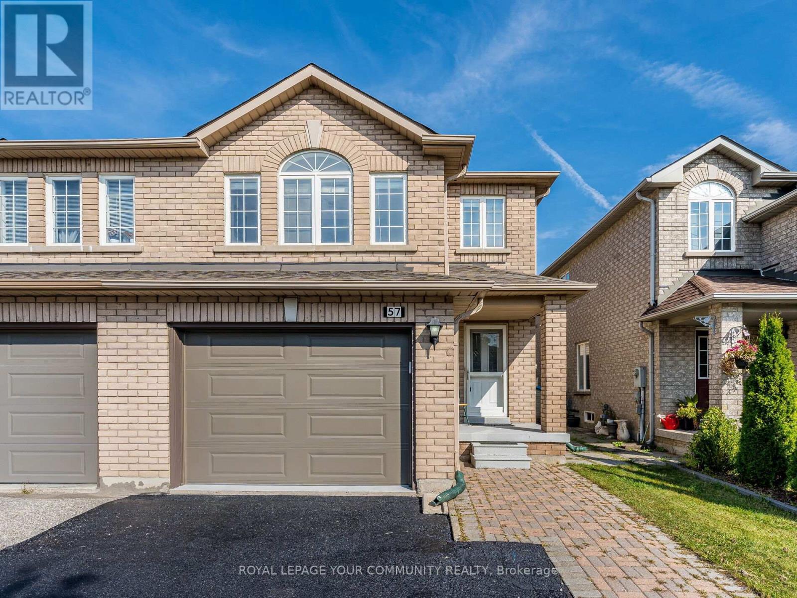 57 Kalmar Crescent, Richmond Hill, Ontario  L4E 3Z4 - Photo 2 - N12408609