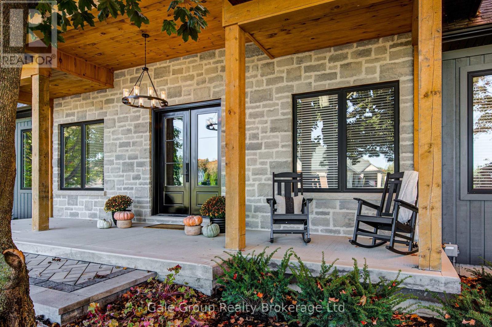 59 North Street W, Norwich (Otterville), Ontario  N0J 1R0 - Photo 3 - X12410215