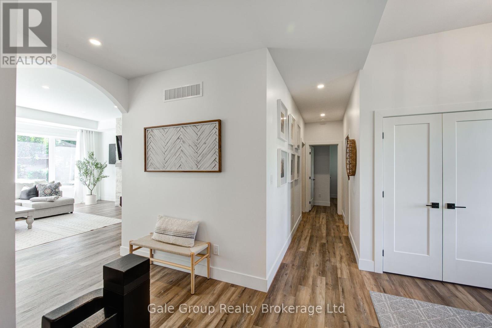 59 North Street W, Norwich (Otterville), Ontario  N0J 1R0 - Photo 7 - X12410215