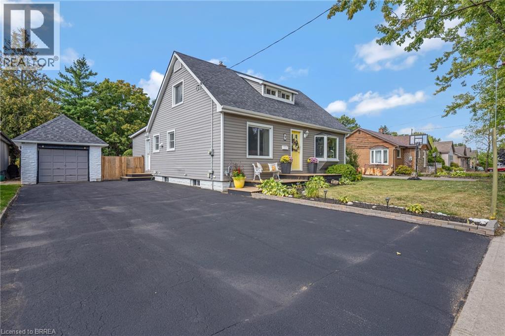 9 Evelyn Street, Brantford, Ontario  N3R 3G8 - Photo 2 - 40765042
