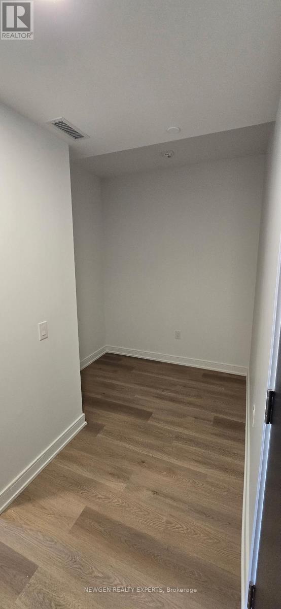 428 - 3009 Novar Road, Mississauga, Ontario  L5B 0P9 - Photo 31 - W12408944