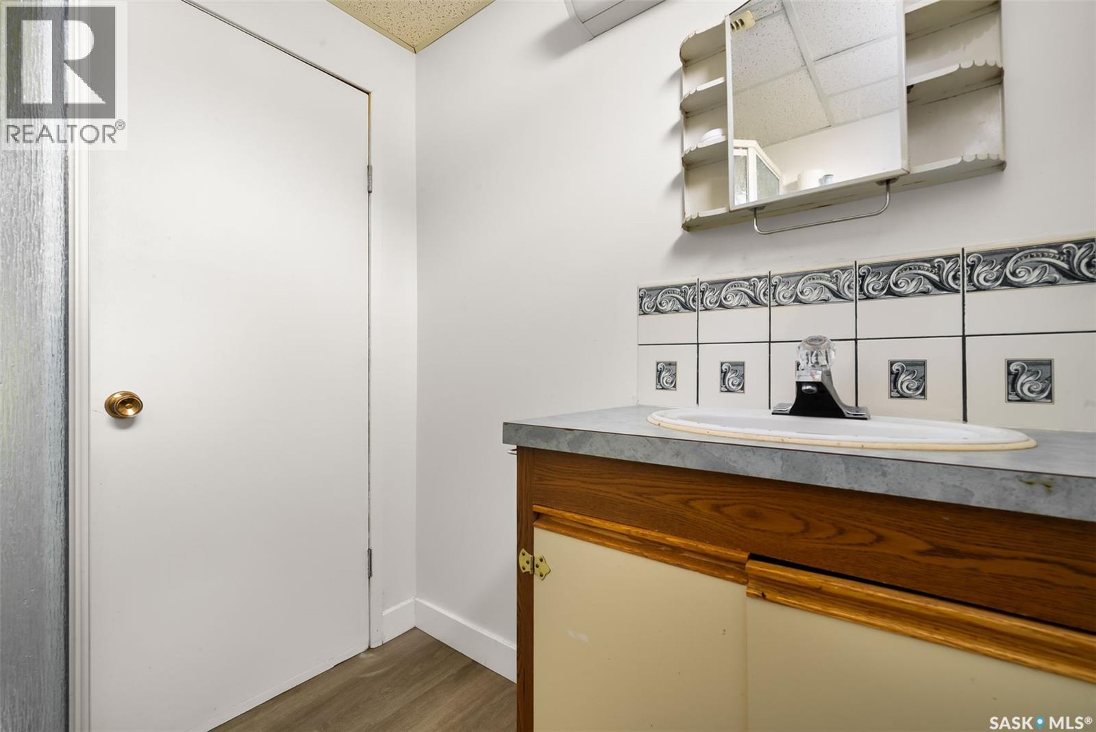 315 Mcintosh Street N, Regina, Saskatchewan  S4R 5A1 - Photo 28 - SK018669